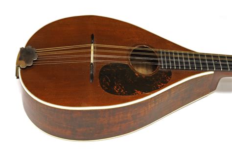 martin mandolin dating